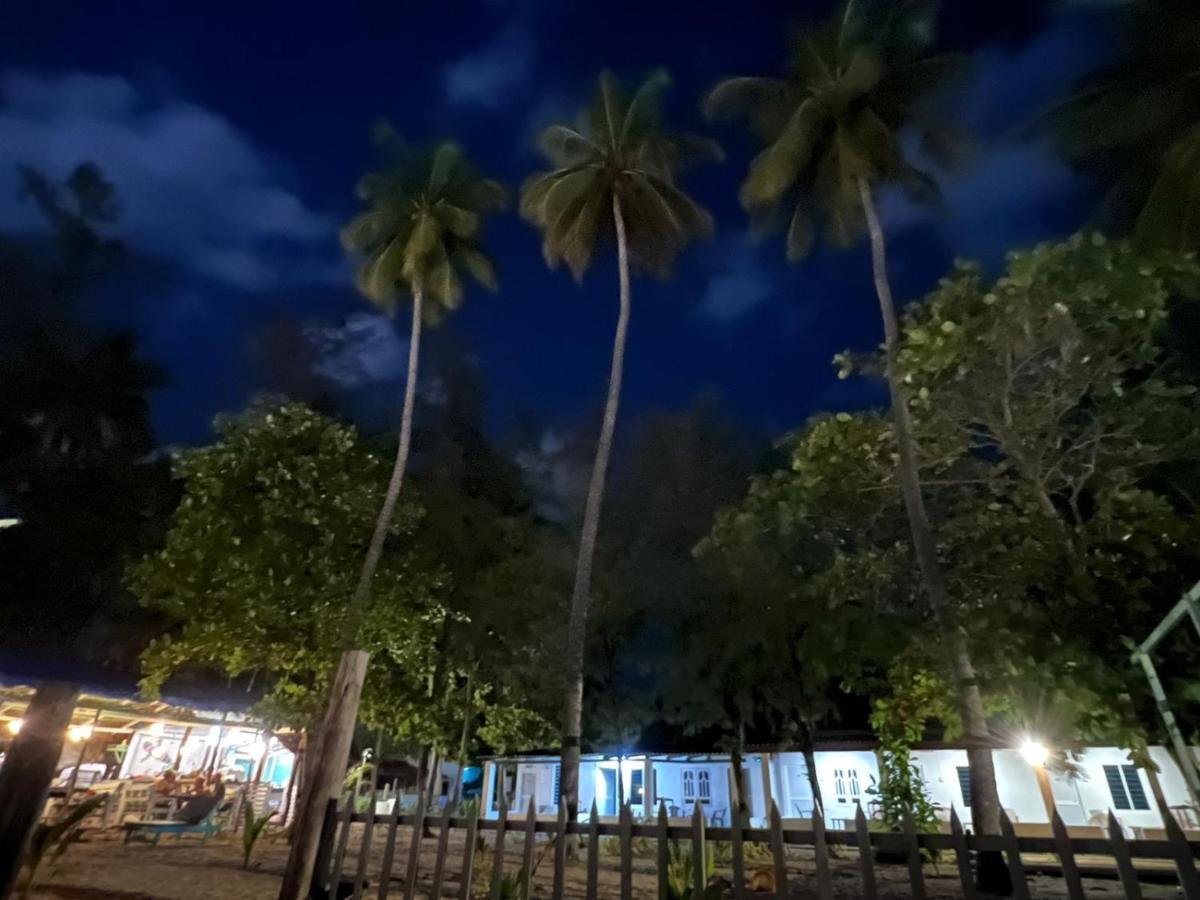 French Garden Regish Guest House تريكونامالاي المظهر الخارجي الصورة