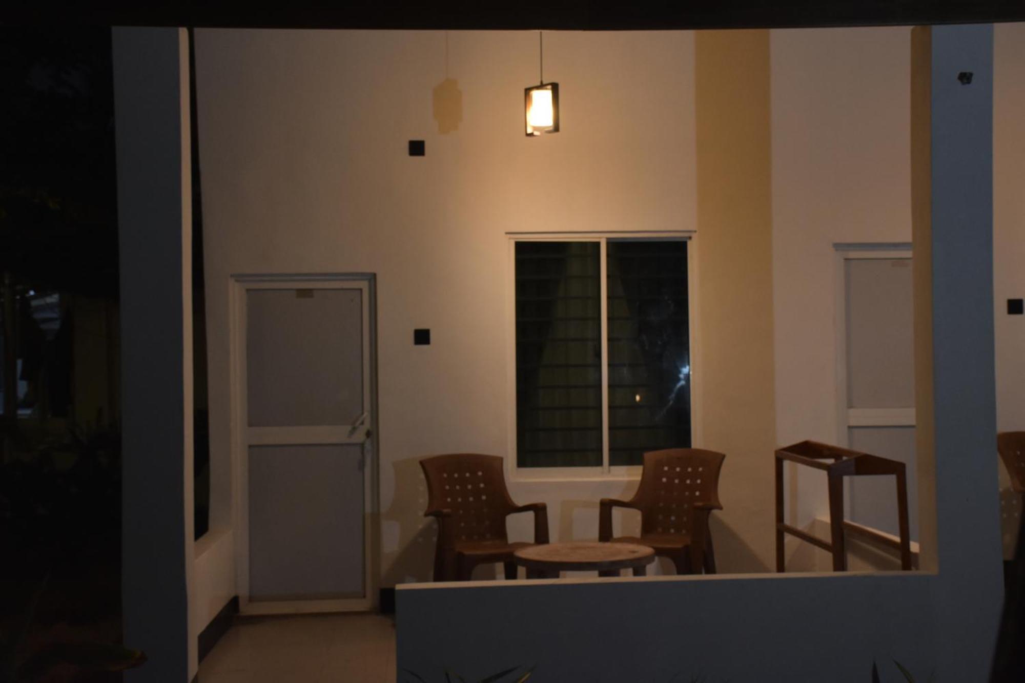 French Garden Regish Guest House تريكونامالاي المظهر الخارجي الصورة
