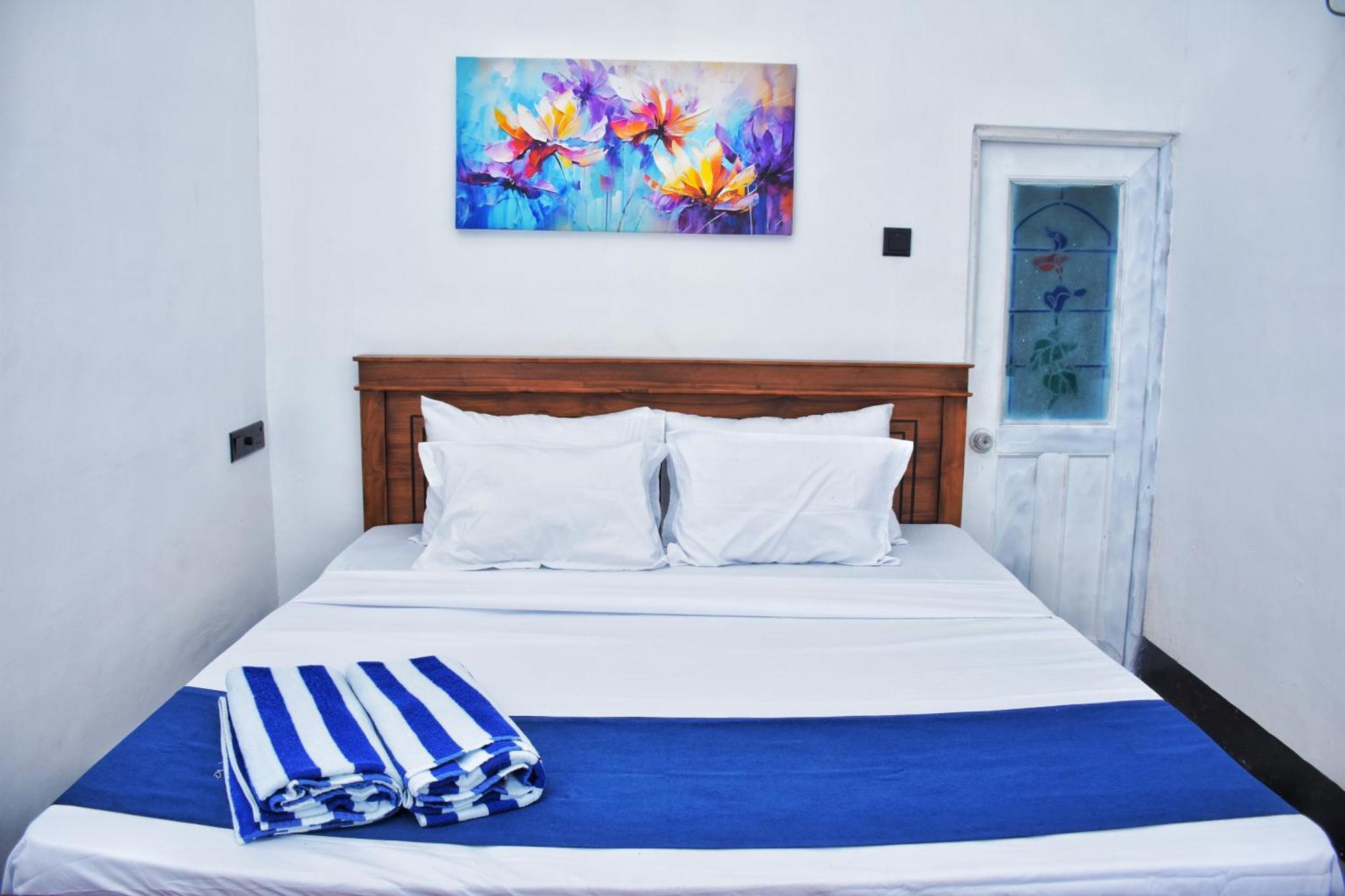 French Garden Regish Guest House تريكونامالاي المظهر الخارجي الصورة