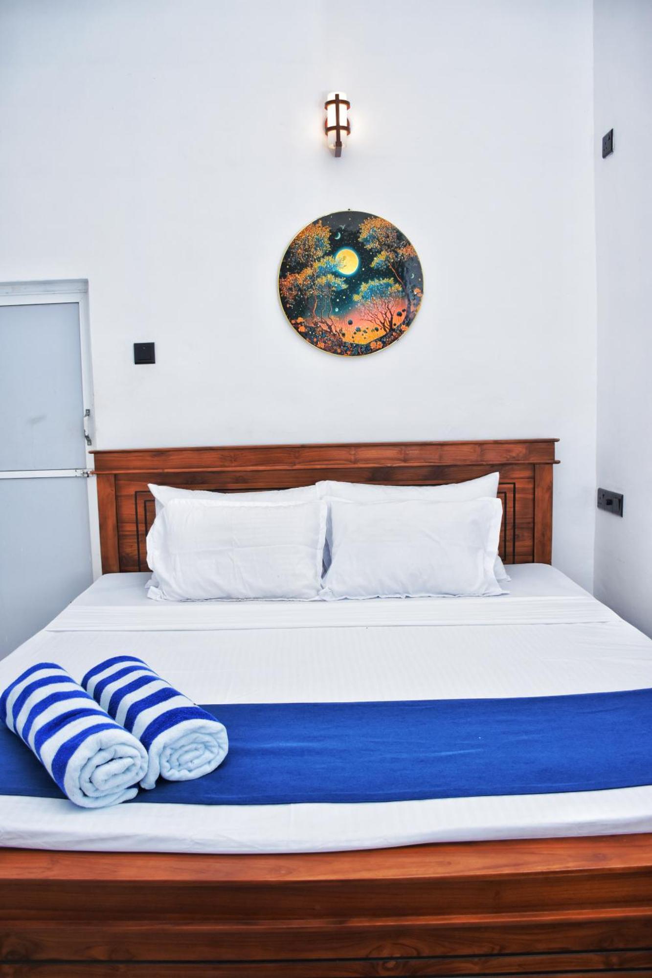 French Garden Regish Guest House تريكونامالاي المظهر الخارجي الصورة